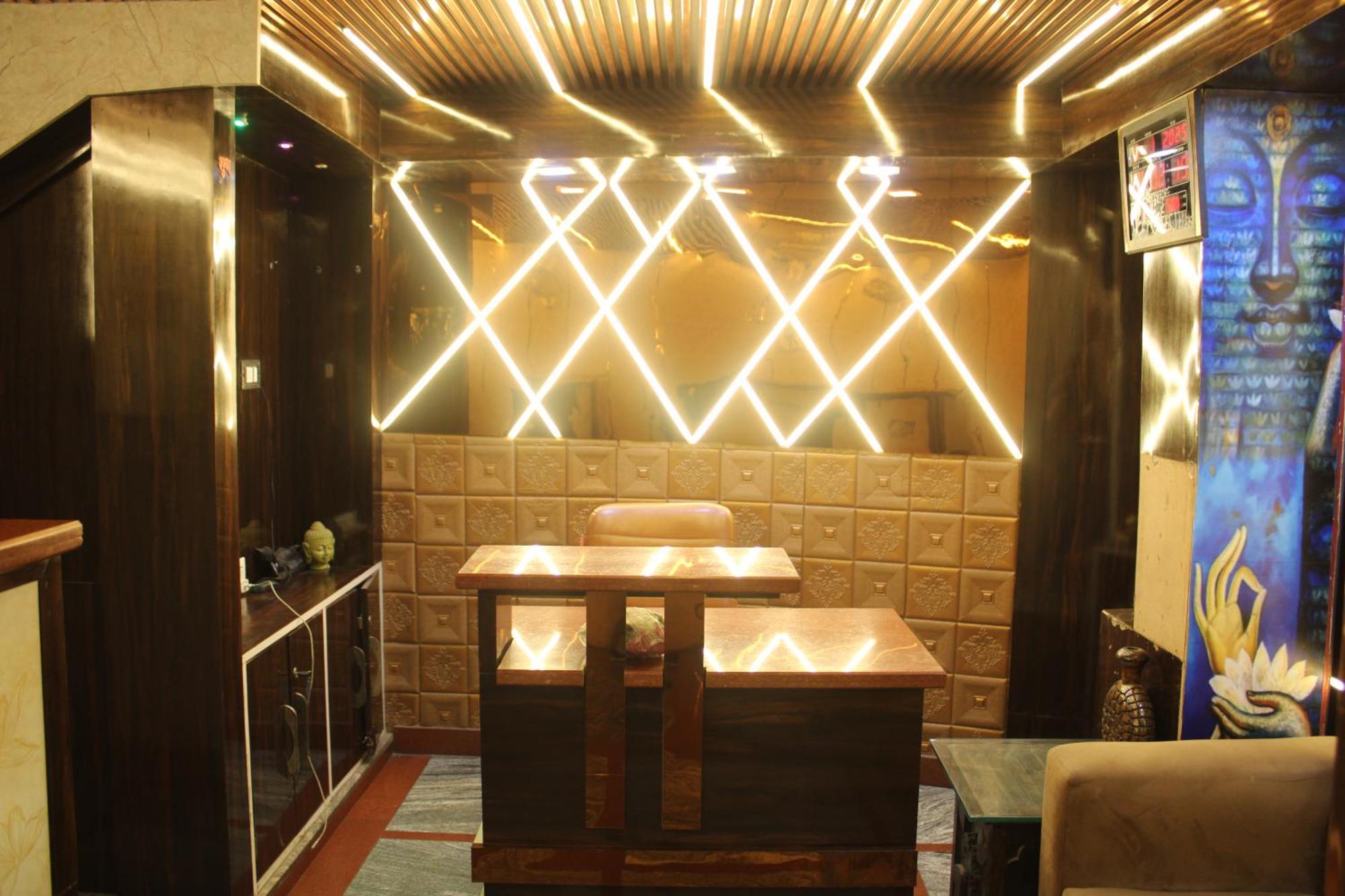 Hotel Singh Residency Benares Buitenkant foto