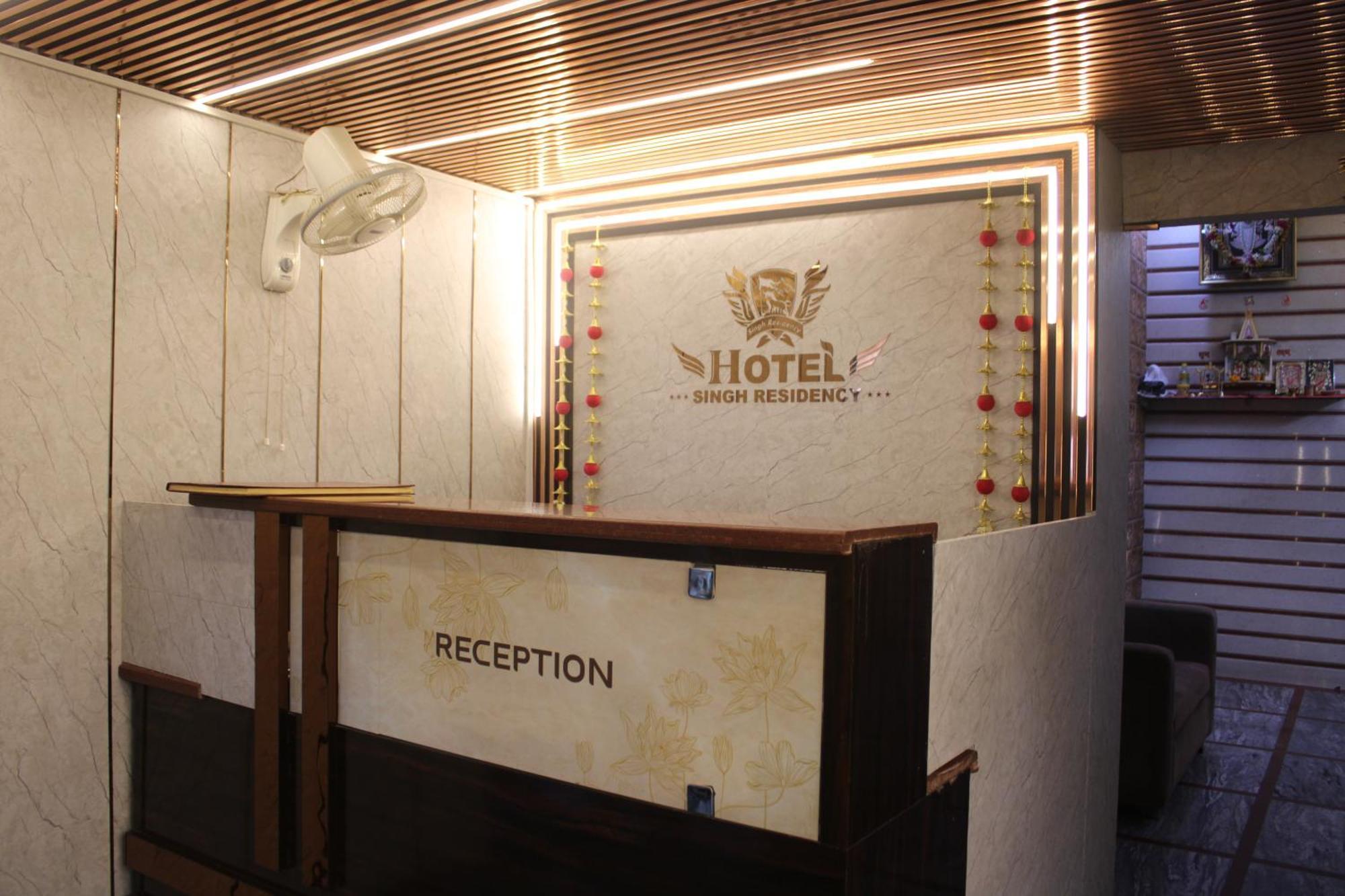 Hotel Singh Residency Benares Buitenkant foto