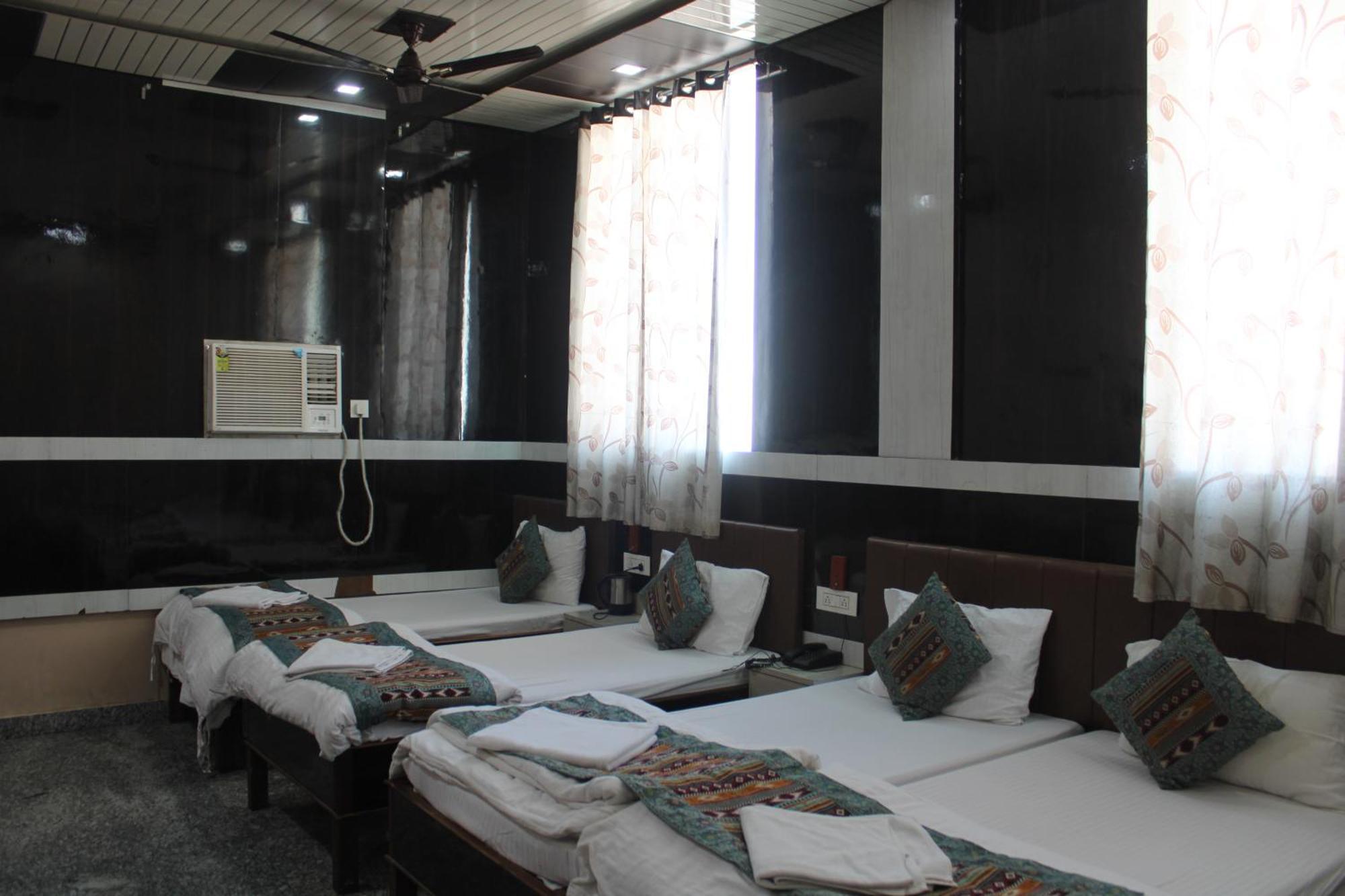Hotel Singh Residency Benares Buitenkant foto